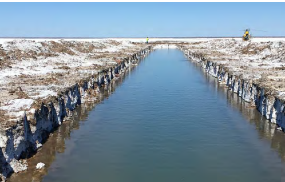 Minister approves major fertiliser project in outback WA, moving it closer to planned brine extraction and SOP productionarticle image