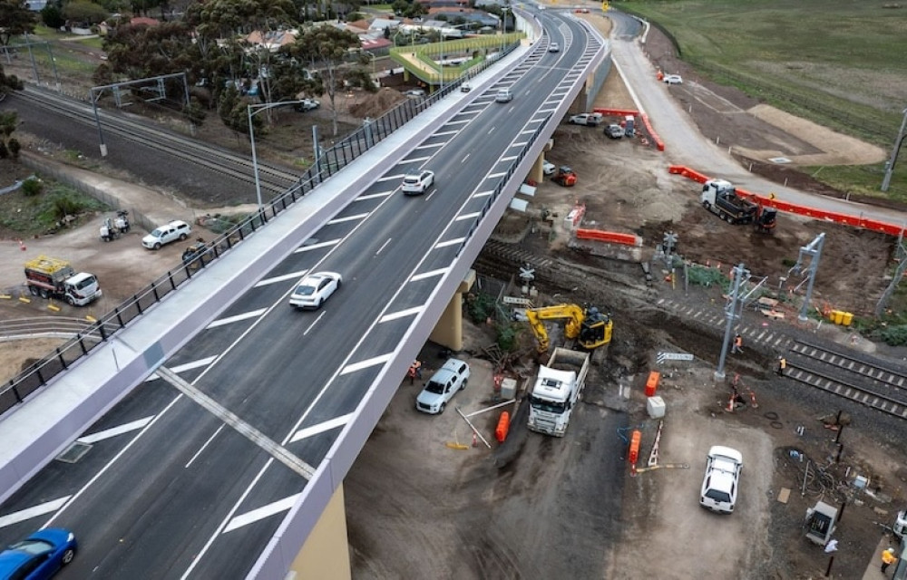 According to the government, stronger bridges mean a stronger freight network—helping operators move larger loads more efficiently and reducing costly detours.